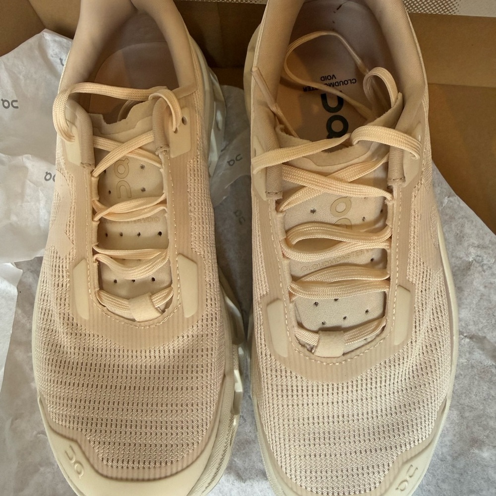 New On cloud Women’s monster void shoes - Picture 3 of 5